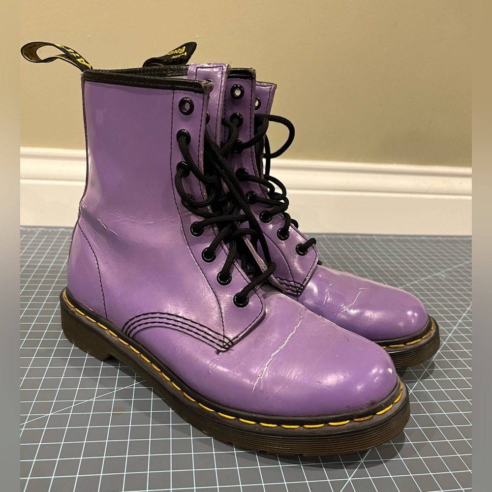 Dr. Martens 1460 patent leather lavender boots women’s size 9